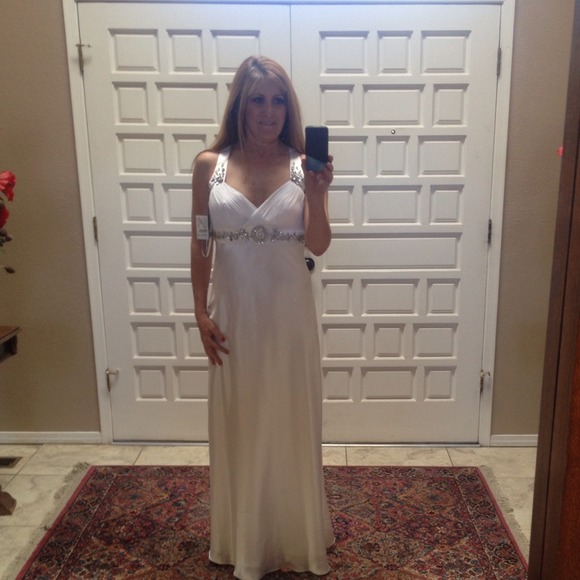 Prom dress - Picture 4 of 4