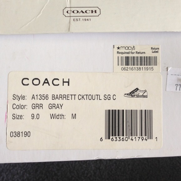 Gray couch shows size 9