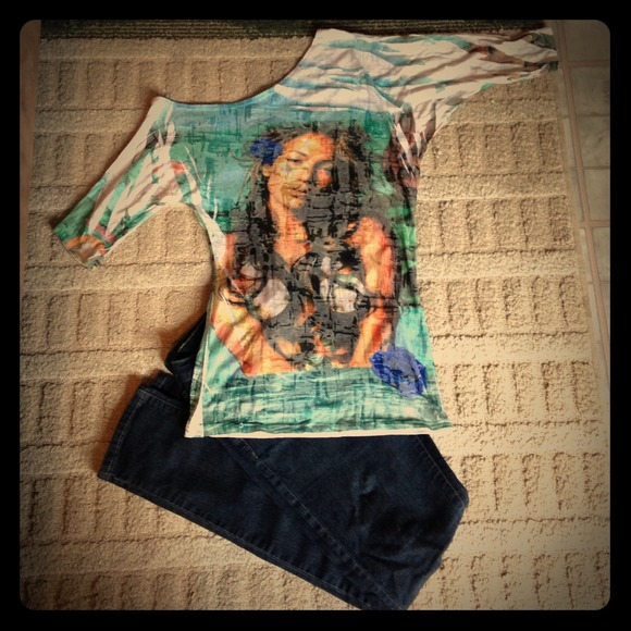 ✔SOLD BUNDLE🎈JLo Drop shoulder t-shirt