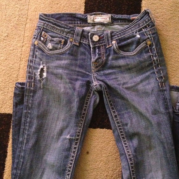 Cute fitting MEK's. Good condition