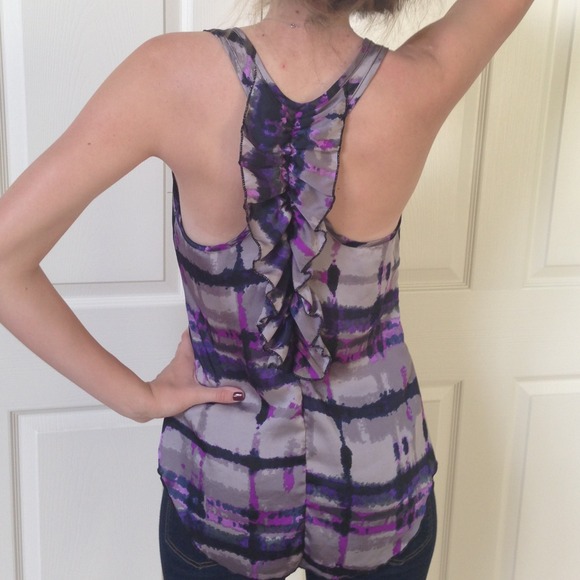 Top - Picture 2 of 3