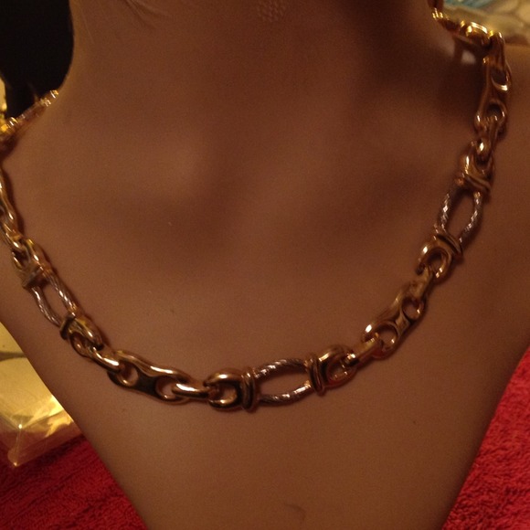 Necklace - Picture 2 of 2