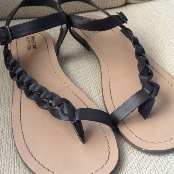 ⭐REDUCED⭐Mossimo Braided Sandals
