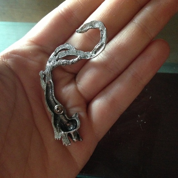 Ear cuff - Picture 3 of 3