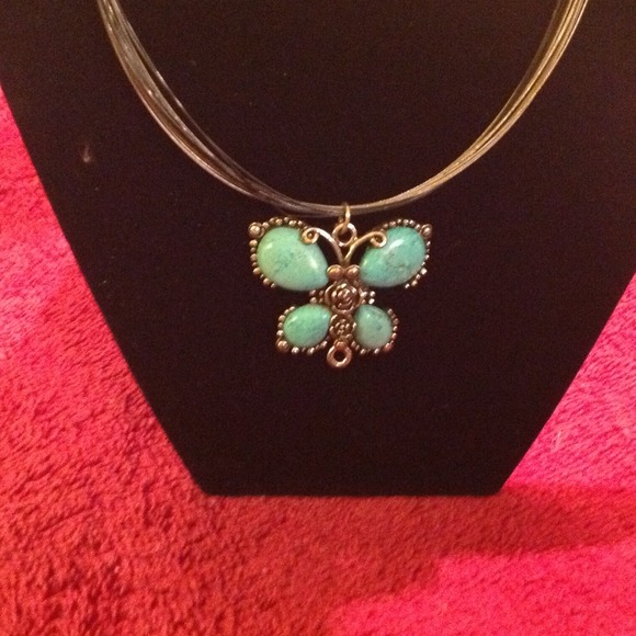 TURQUOISE NECKLACE