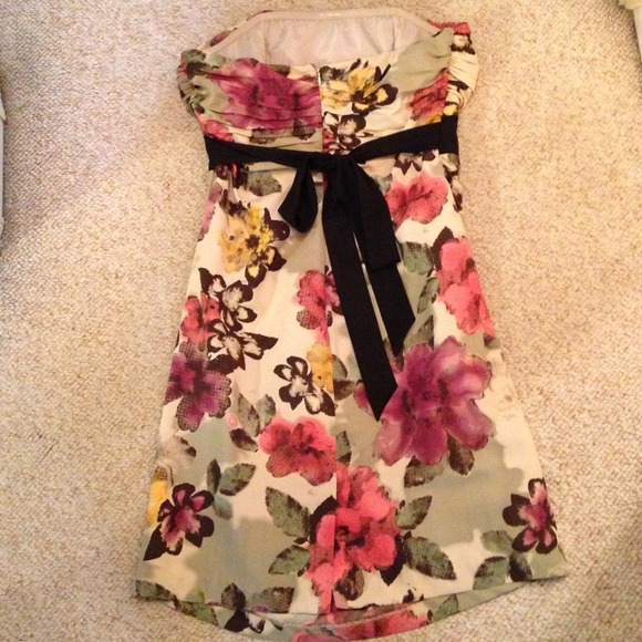 Strapless cocktail dress - Picture 2 of 2
