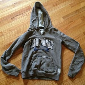 Abercrombie sweat shirt