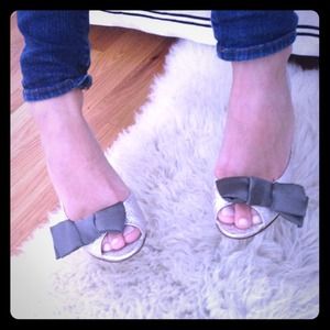 SOLD!!! J. Crew Heels with Bow Size 5.5