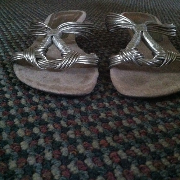 Silver knot shoes - Picture 4 of 4