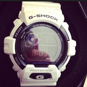 G-shock for men. Black and white.