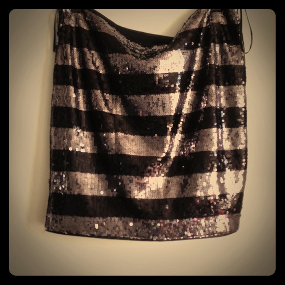 Silver an black skirt size 1x