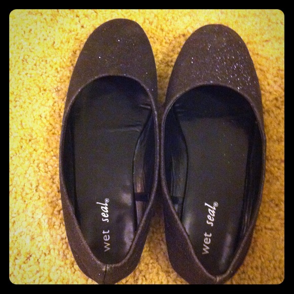 black glitter flats