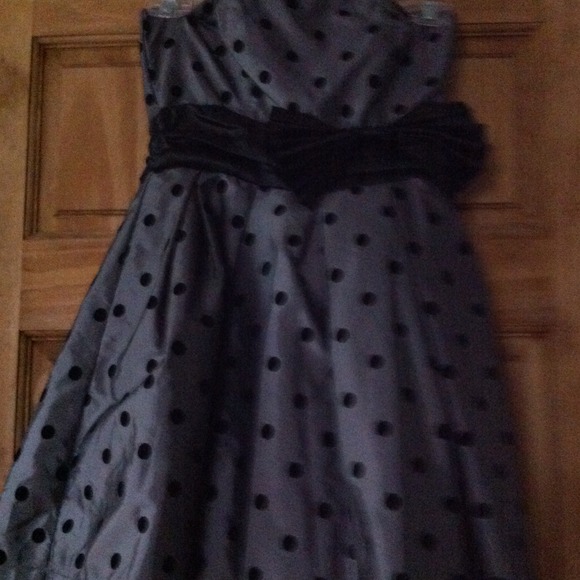 Very cute short formal dress