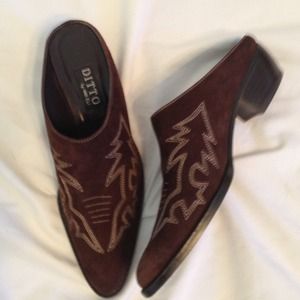 Western Suede Mule 7 1/2 Ditto By Vaneli 2" Heel