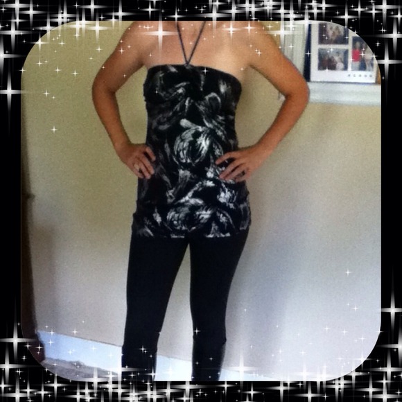 🔥Hot!🔥Black tube top with silver design - Picture 2 of 2