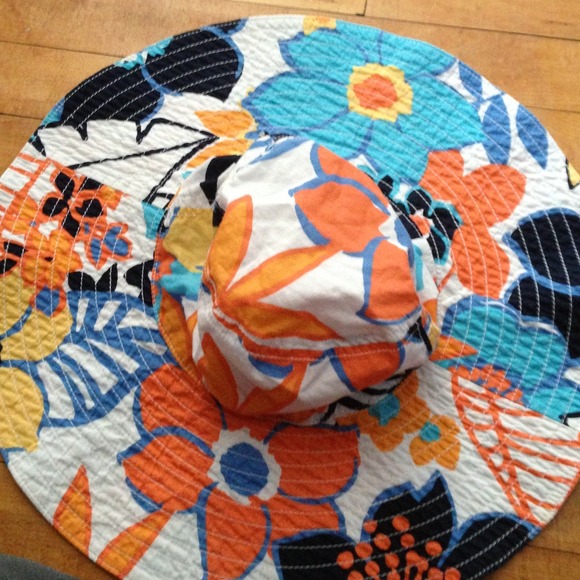 Sold - Picture 2 of 4