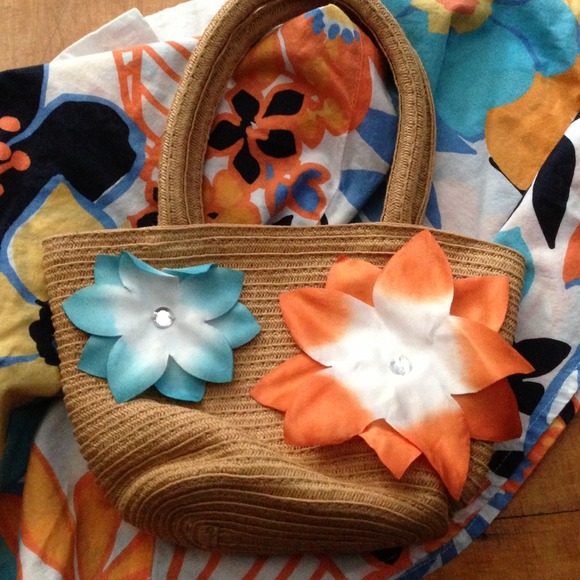 Sold - Picture 3 of 4