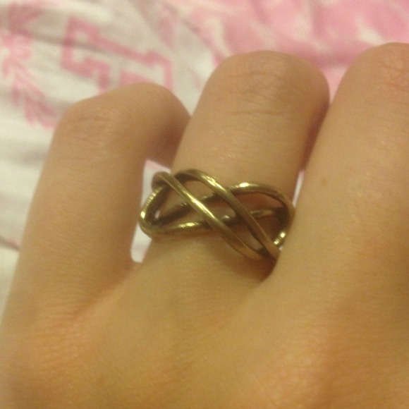 Infinity ring - Picture 2 of 2