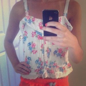 GILLY hicks floral top