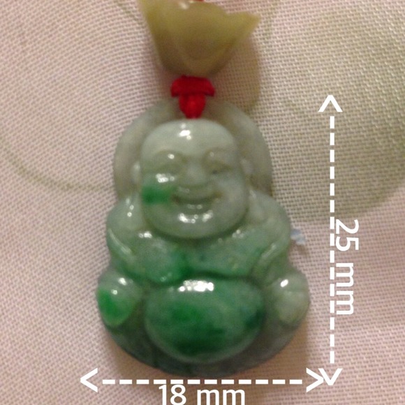 🌹This Buddha necklace is real jade 🌹