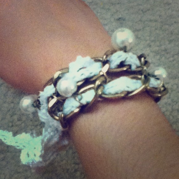 ***SOLD*** Lace bracelet