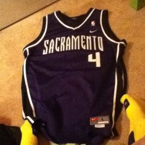 Sacramento kings kids large basketball jersey