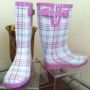 SOLD Pink and purple plaid rain boots!
