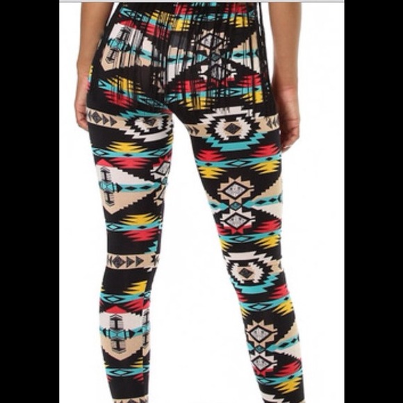 🔴REDUCED🔴 Tribal Print Leggings - Picture 4 of 4