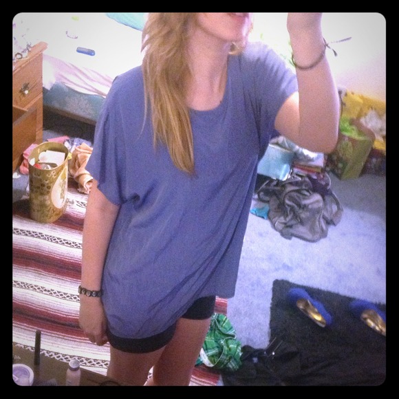 SOLD❤️Cute Blue Lavender Vintage Polyester Top!