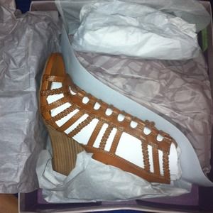 Makala wedge heel from Bakers. Never worn.