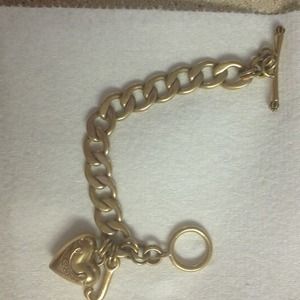 Juicy couture charm bracelet w/ 2 charms
