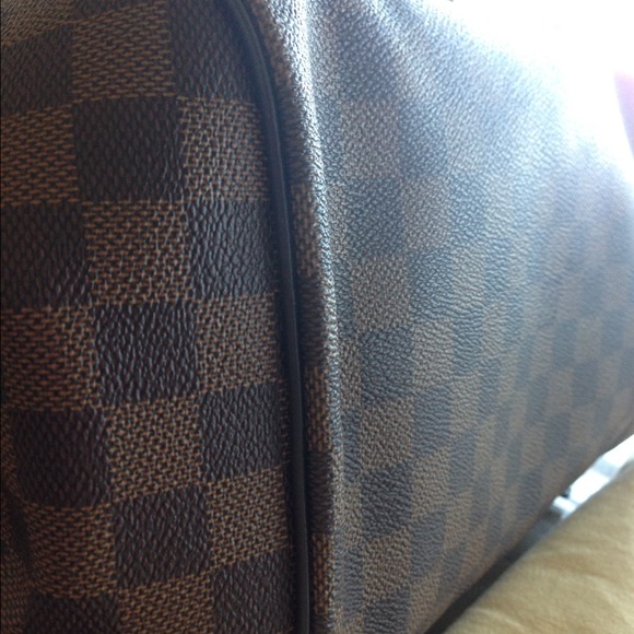 SOLD!!! AUTHENTIC LOUIS VUITTON RIVINGTON GM - Picture 3 of 4
