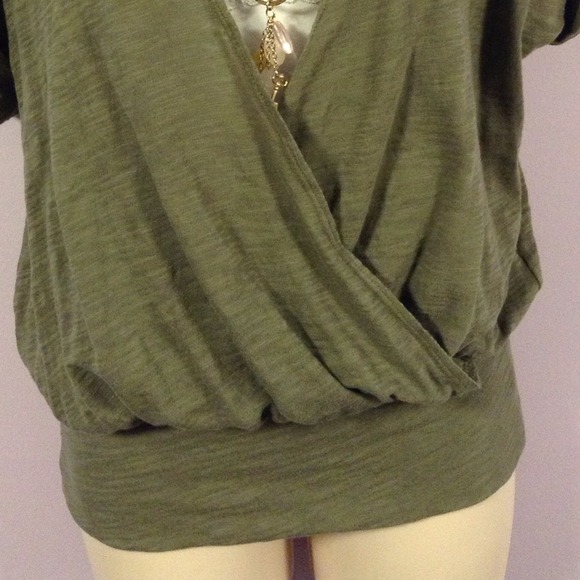 🎀sold🎀Banana Republic top - Picture 3 of 4