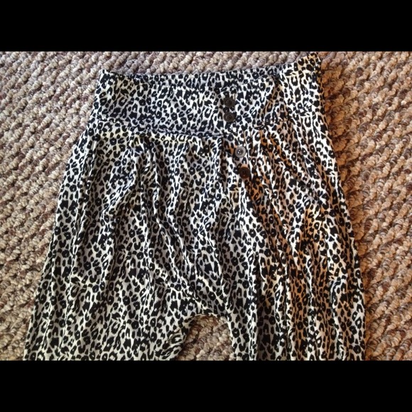 Forever 21 Parachute Pants - Picture 1 of 3