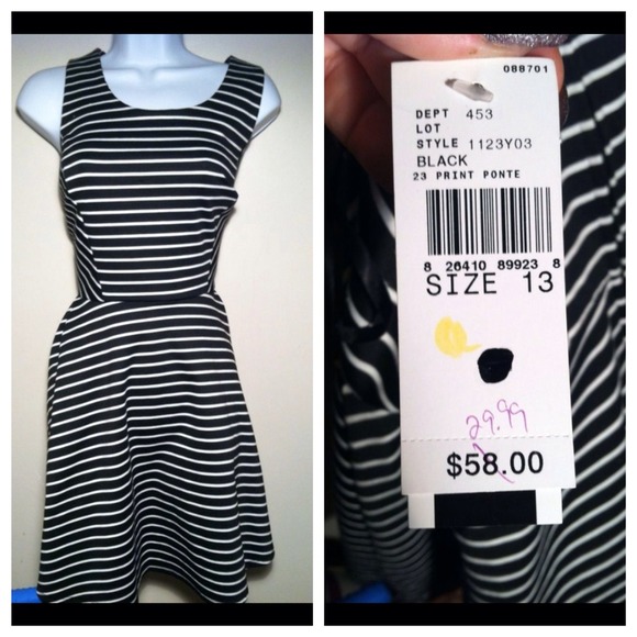 a.byer sz 13 woman's stripped dress