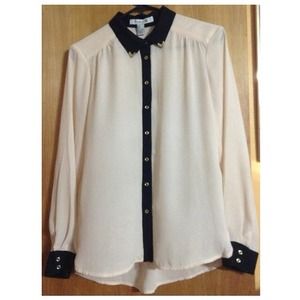 Forever 21 button down flannel 💮