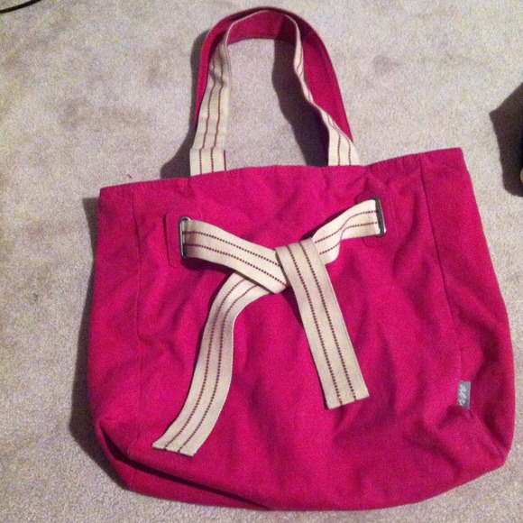 Aeropostale tote bag