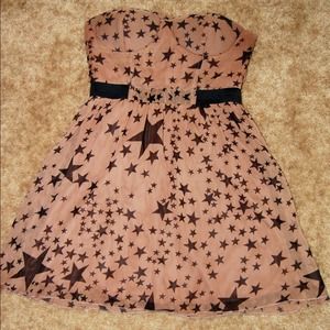 📦❗SOLD IN BUNDLE❗T.J. Maxx Star Halter Dress