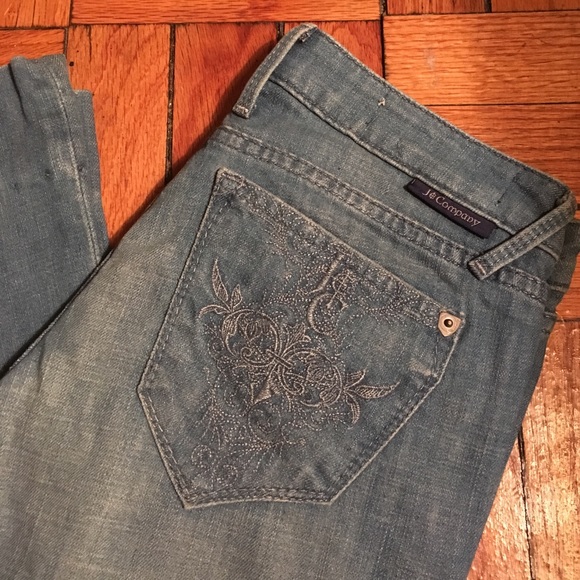 J & CO. Wide Leg Blue Jeans - Picture 2 of 8