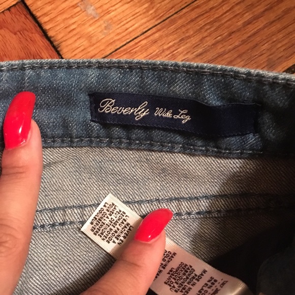 J & CO. Wide Leg Blue Jeans - Picture 4 of 8