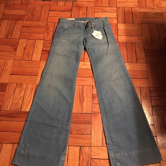 J & CO. Wide Leg Blue Jeans - Picture 7 of 8