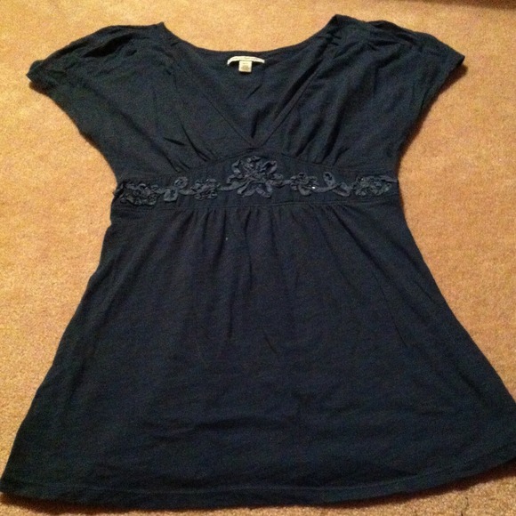 NWOT xs flowy ae shirt