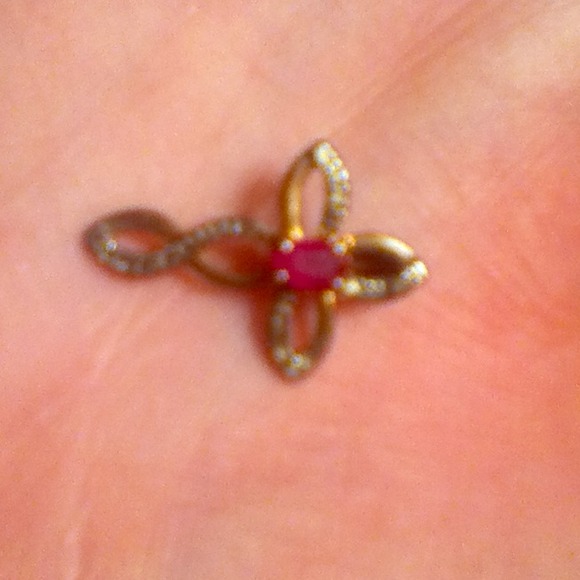 Cross pendant