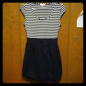 ⚡FLASH SALE ⚡Black and white BeBop striped dress
