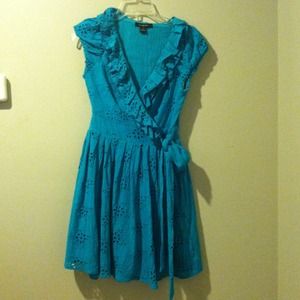 100% cotton super comfortable and cute dress.