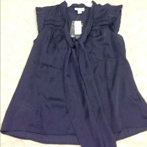 Button Down Top with Tie