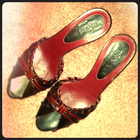 MUST GO👠Yves Saint Laurent Mules 9.5 YSL Vintage