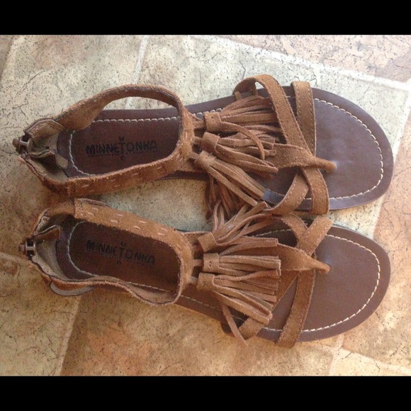 Minnetonka Shoes - Minnetonka sandals👣👣👣