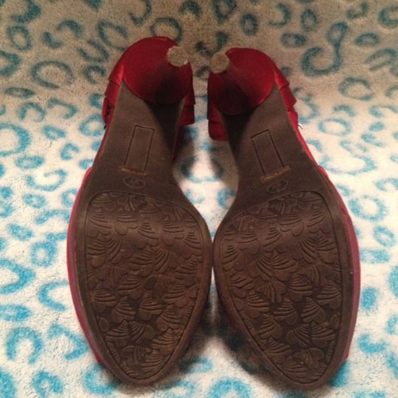 SOLD JustFab Heels - Picture 4 of 4