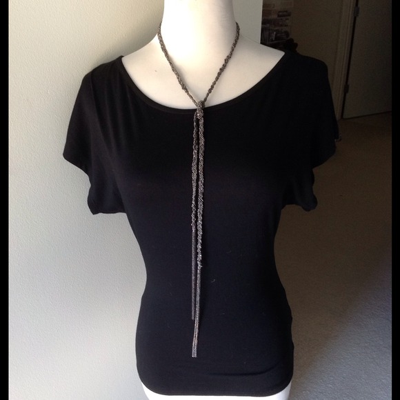 🎉SOLD🎉🆕🆕🆕Forever 21 black funky back tee top - Picture 2 of 4